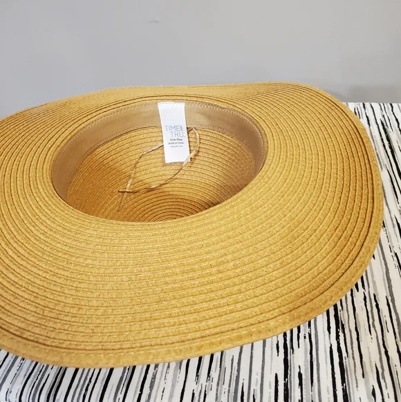 Women's Straw Black and Tan Hats Set of 2 - Picture 9 of 10